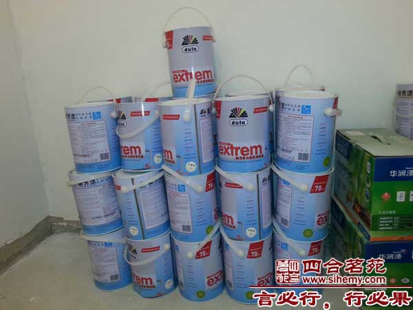 施工现场安全,涂料安全明文摆放规范